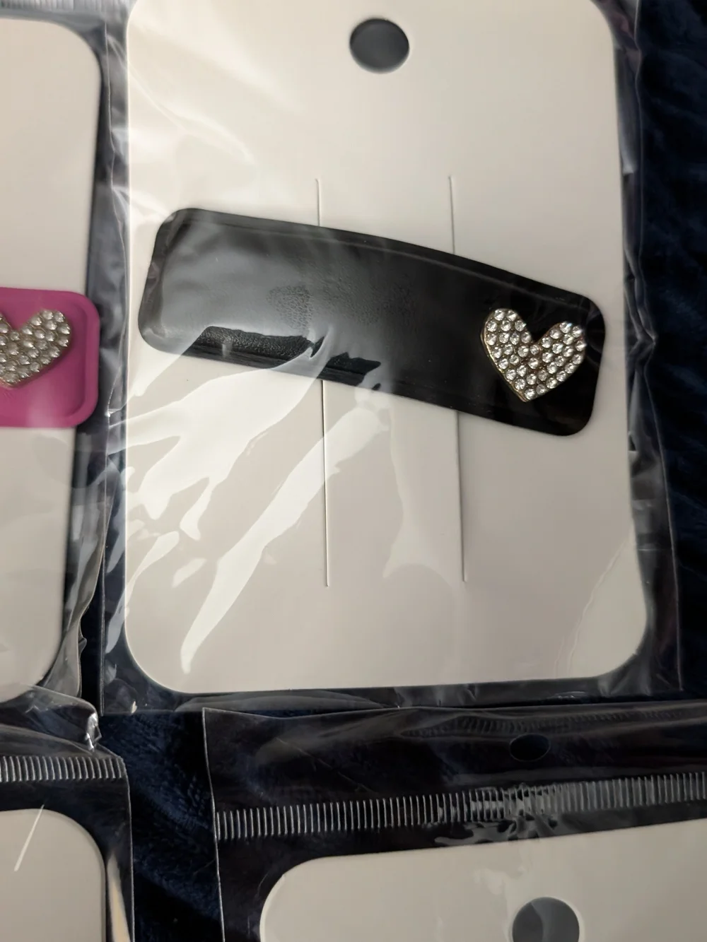 🦋 Pick 1 Rhinestone Heart Hair Berrettte